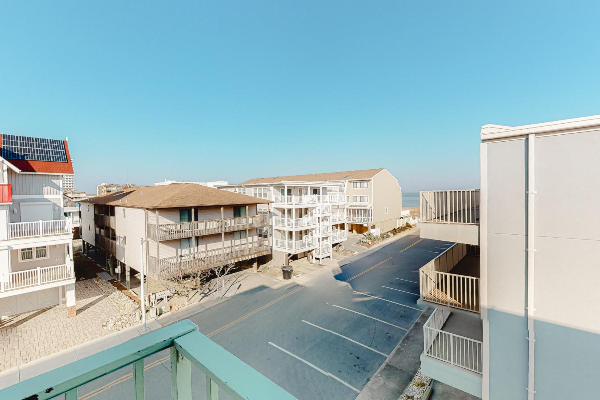 Beach House Ошен Сити Номер фото