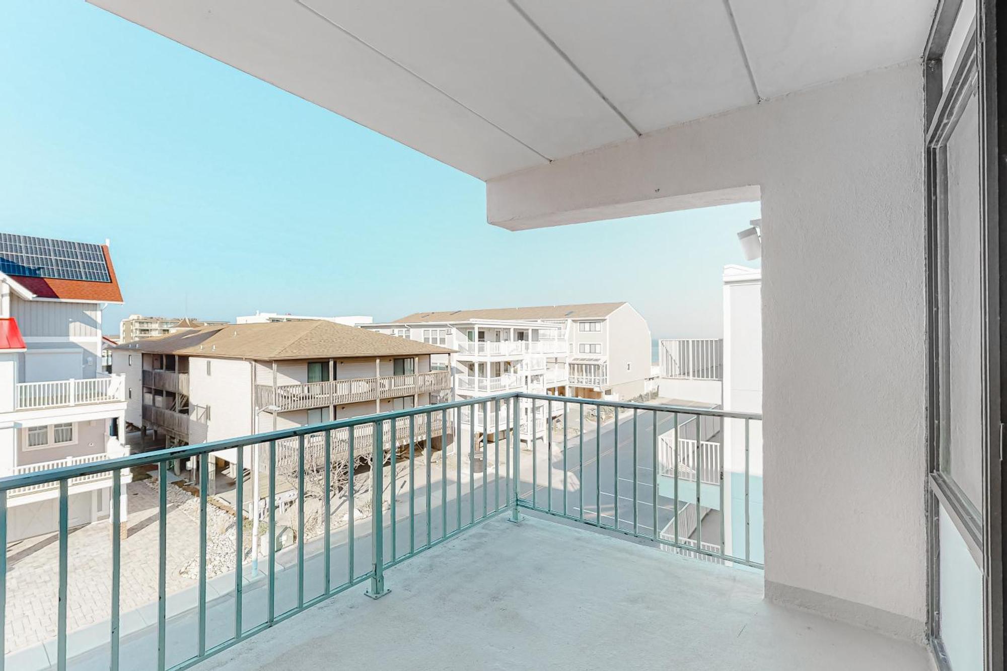 Beach House Ошен Сити Номер фото